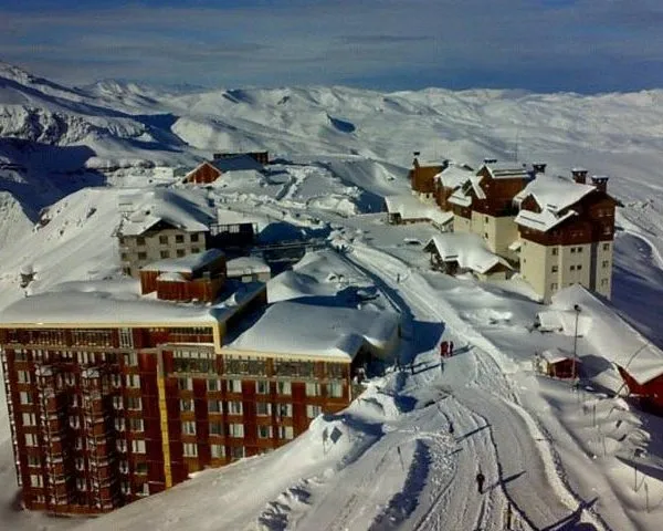 Small-Group Tour: Valle Nevado and Farellones from Santiago